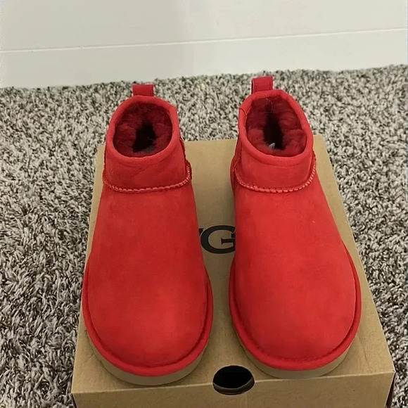 Ugg W Classic Ultra Mini II - Picture 3 of 11
